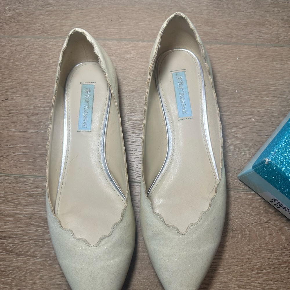 Betsey Johnson Formal Glitter Shoes Size 10 - Picture 4 of 10